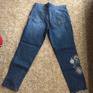 Jessica Simpson Capri